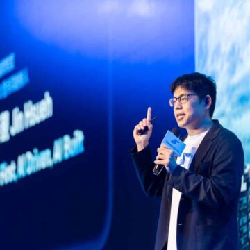 MAY PR 2025 09 11 132429 Crescendo Lab เผยโรดแมป “AI-First Communication Cloud” ในประเทศไทย พร้อมเปิดตัว 3 แพลตฟอร์ม มุ่งยกระดับการสื่อสารทางธุรกิจ