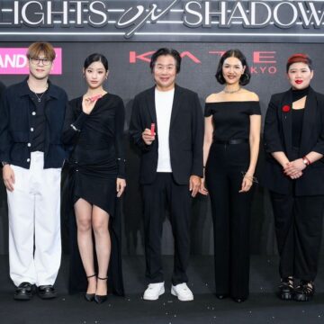 MAY PR 2025 09 13 145726 “KATE ร่วมกับ EVEANDBOY และ เดอะมอลล์ไลฟ์สโตร์ บางกะปิ จัดงาน‘LIGHTS ON SHADOW’ Eventนำทีม Brand Muse ‘ตู–ต้นตะวัน’ เผยสไตล์อันเป็นเอกลักษณ์Cool & Sharpพร้อมอินฟลูเอนเซอร์ชื่อดัง เก่ง–น้ำปิง, มาร์ค และจัมโม่ ตอกย้ำกลยุทธ์เจาะ Gen Z กับกิจกรรมเอ็กซ์คลูซีฟเพียบ!”