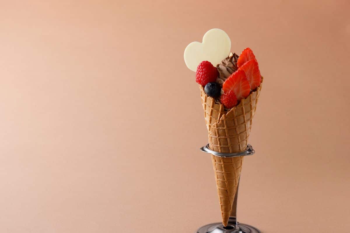 MAY PR 2025 09 23 123919 ฟินองเซียในตำนานและขนมหวานชั้นเลิศ จากแบรนด์ดังระดับโลก “HENRI CHARPENTIER”  เปิดสาขาที่ 2 ในไทย ที่สยามพารากอน 25 ตุลาคมนี้