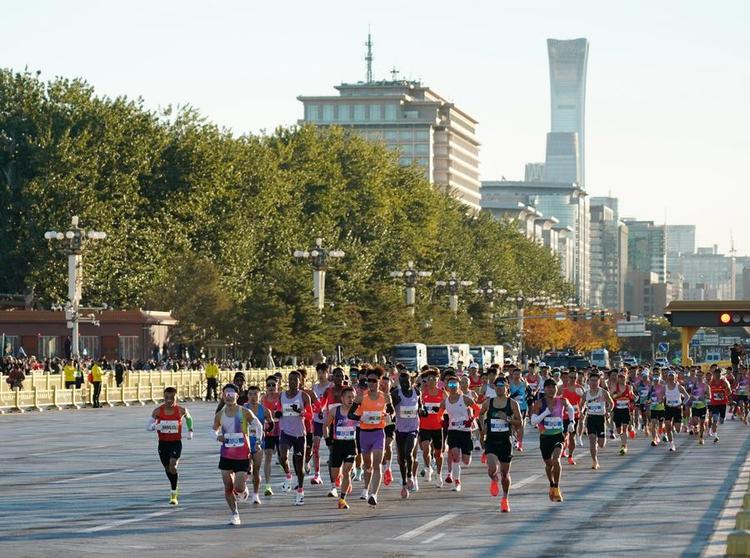 20251103 1 Beijing Marathon unites tradition “ปักกิ่งมาราธอน” ผสานมนต์เสน่ห์ดั้งเดิมและจิตวิญญาณ ในมหานครเจ้าภาพโอลิมปิก 2 สมัย