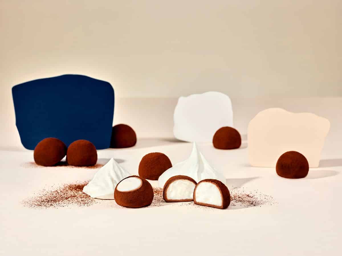 MAY PR 2022 08 08 170621 แบรนด์ขนมฤดูหนาวจากฮอกไกโด “SNOWS” เปิดตัวในประเทศไทยครั้งแรก! ลิ้มรสความอร่อยนุ่มละมุนจากฮอกไกโด ที่จะมาพร้อมบรรยากาศ อบอุ่นของฤดูหนาวถึงกรุงเทพฯ กับ Pop-up Store ที่ Siam Paragon และ CentralWorld