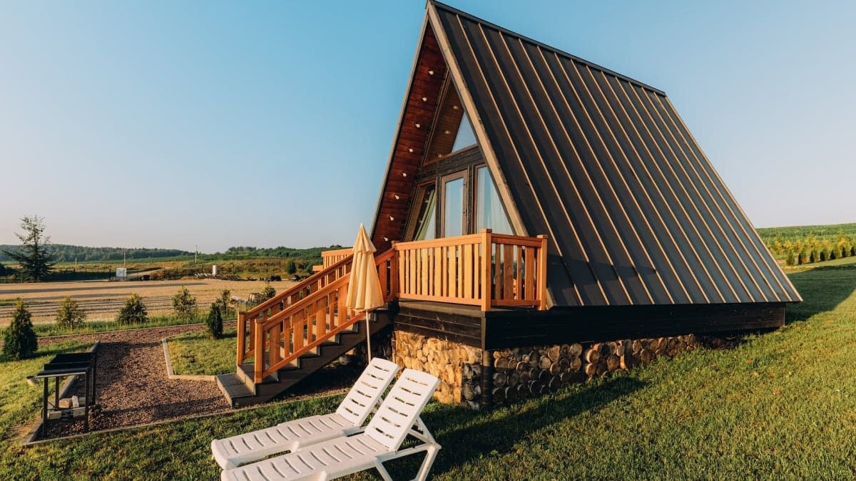 มิจฉาชีพท่องเที่ยว