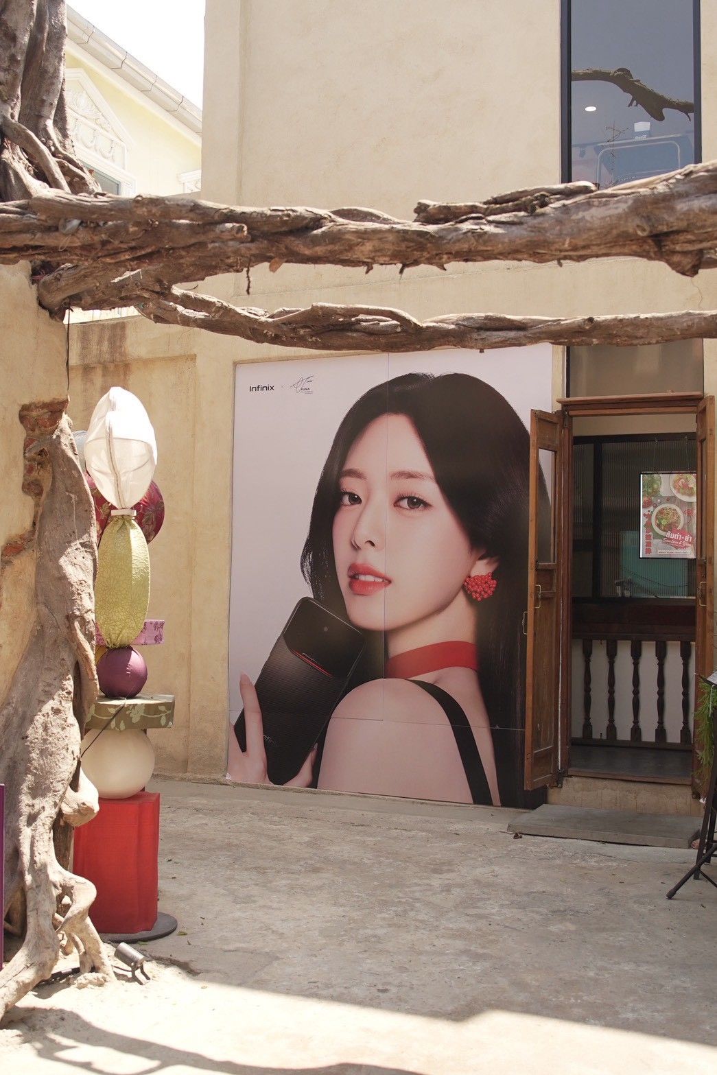 MAY PR 2026 03 20 173222 5 Infinix เปิดตัว ‘YUNA’ ในฐานะ Global Brand Ambassador สะท้อนความมั่นใจความเป็นตัวเอง และความสร้างสรรค์ผ่าน ‘Infinix NOTE 60 Series’ พร้อมชวนแฟน ๆ มาเปล่งประกายร่วมกันผ่านCreative Out of Home ใจกลางเมือง