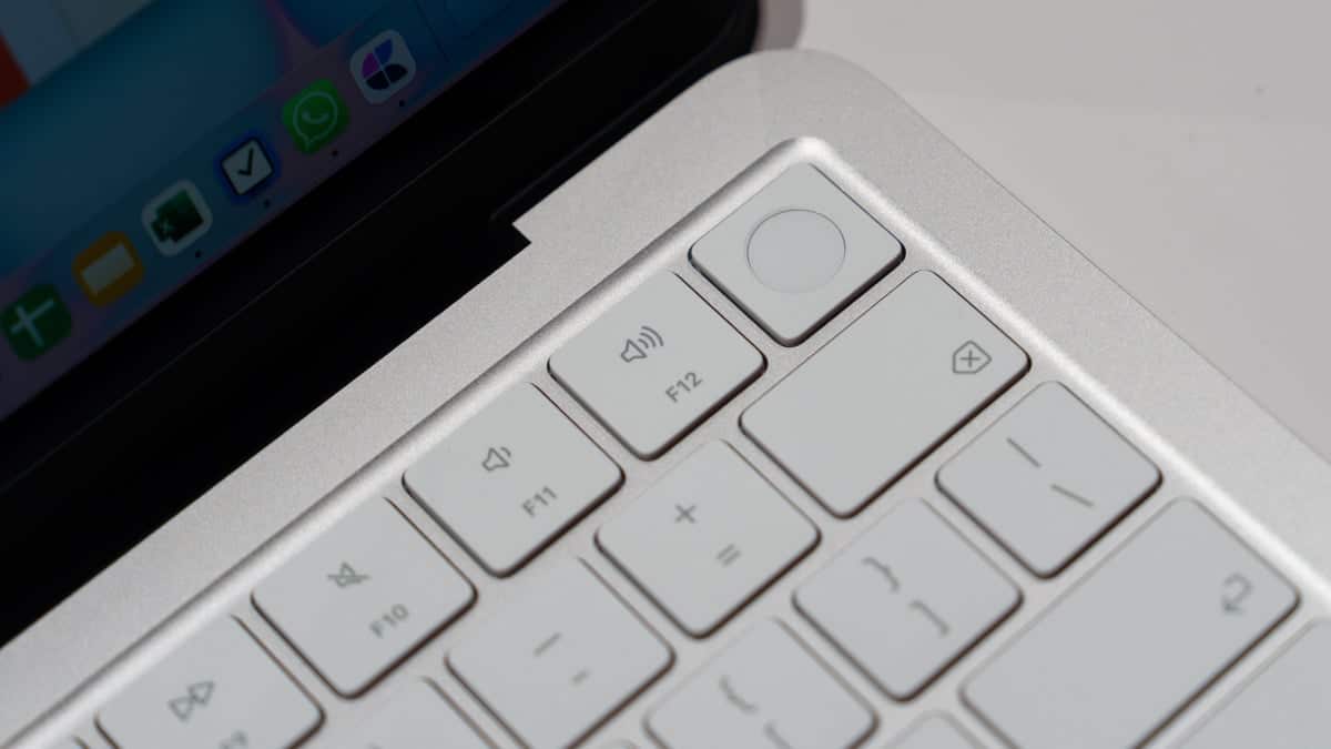 MacBook Neo ซ่อมง่าย