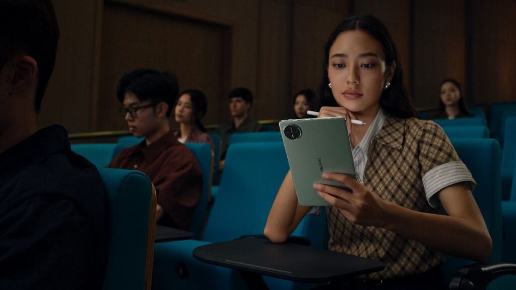 MAY PR 2026 04 29 154426 HUAWEI MatePad Mini แท็บเล็ตไซส์มินิ 8.8 นิ้ว บาง-เบา-สบายตา มาพร้อมจอ Flexible OLED PaperMatte ยกระดับประสบการณ์การใช้งานทุกวัน ในราคาเพียง 18,990 บาท