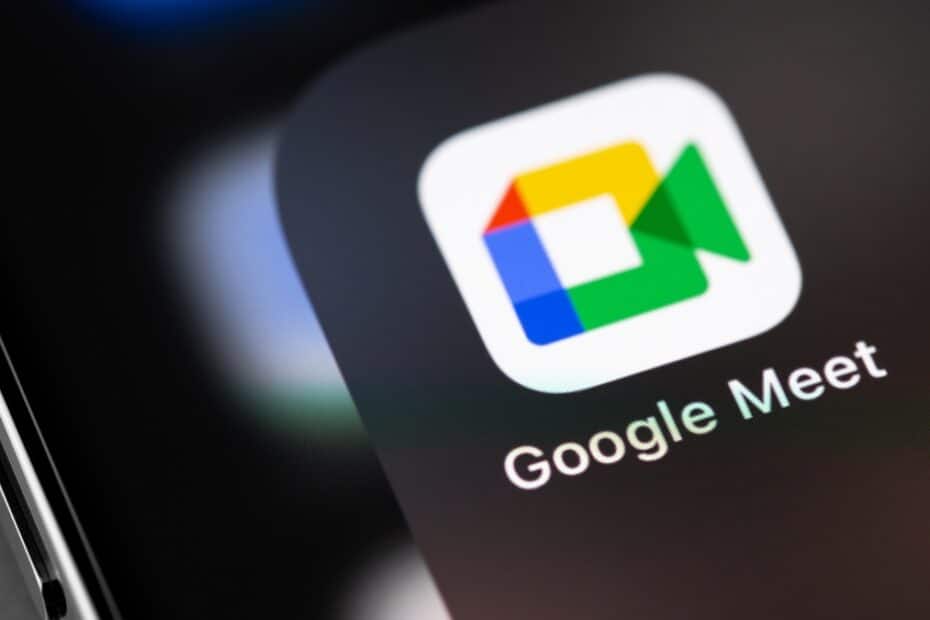 Google Meet บน CarPlay