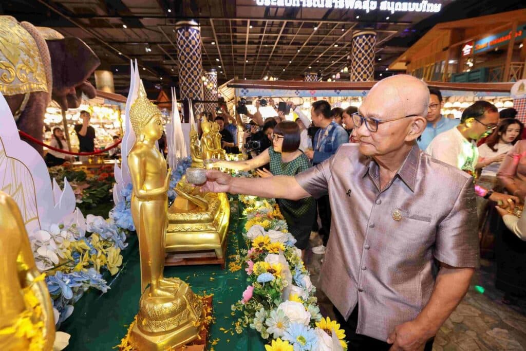 MAY PR 2026 04 08 154234 เมืองสุขสยาม ณ ไอคอนสยาม จับมือพันธมิตรทั้งภาครัฐและเอกชน จัดเทศกาล  “สุขสยาม สนุกสนาน สงกรานต์ บ้านฉัน” รวมสารพัดกิจกรรมความสุขสนุกแบบไทย วันนี้ -15 เมษายน 2569 ณ เมืองสุขสยาม ชั้น G ไอคอนสยาม