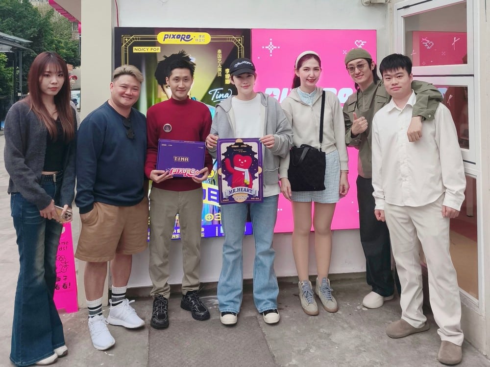 krapalm books reviews 22000004 152146 ไทยจีนพี่น้องกัน ติ๊นา ศุภนาฎ ดังไม่แผ่ว Noicy Pop x Pixoro ดึงร่วมโปรเจ็ค Art Toy จีน