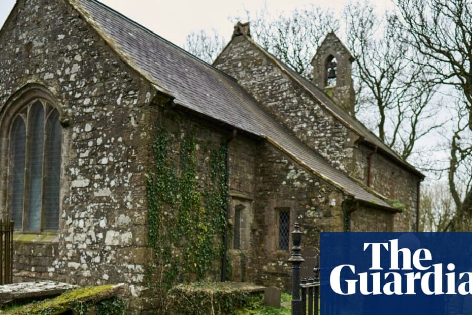 โบสถ์ St Tyfrydog's
