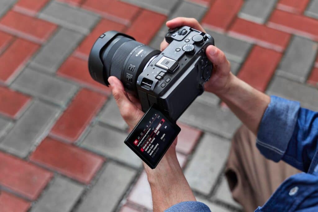 แคนนอน เปิดตัวกล้อง EOS R6 V พร้อมเลนส์ L-Series พาวเวอร์ซูมรุ่นแรก 9 MAY PR 2026 04 21 174414 แคนนอน เปิดตัวกล้อง EOS R6 V พร้อมเลนส์ L-Series พาวเวอร์ซูมรุ่นแรก