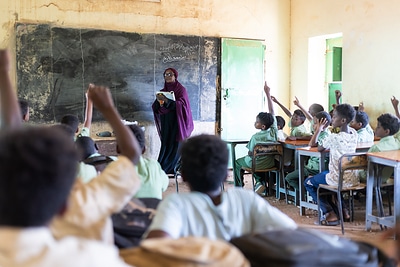 Children participate in a classroom lesson in Sudan, where communities are working to restore access to safe, quality education amid the ongoing conflict. ©UNICEF/Eslam Elkhair Children participate in a classroom lesson in Sudan, where communities are working to restore access to safe, quality education amid the ongoing conflict. ©UNICEF/Eslam Elkhair