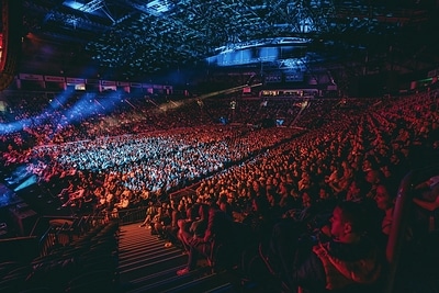 The crowd at The O2 Belfast arena The crowd at The O2 Belfast arena