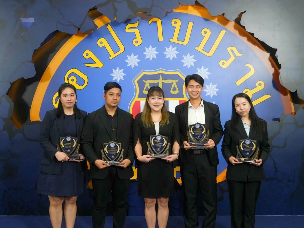 MAY PR 2026 09 12 161608 เจแอนด์ที เอ็กซ์เพรส รับมอบโล่เกียรติคุณต่อเนื่องปีที่ 3 ตอกย้ำความร่วมมือกับหน่วยงานสังกัด บช.ก.