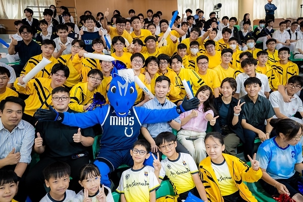 Students enjoy “School Day” at Yuet Wah College, Macau today. The third event of the “NBA Cares x Sands Cares Community Impact Week” brought together approximately 600 participants, including NBA legends and coaches, NBA executives, teachers and students from Yuet Wah College and Colégio Dom Bosco (Yuet Wah) in Macao, as well as Sands China executives and Sands Cares Ambassadors. Students enjoy “School Day” at Yuet Wah College, Macau today. The third event of the “NBA Cares x Sands Cares Community Impact Week” brought together approximately 600 participants, including NBA legends and coaches, NBA executives, teachers and students from Yuet Wah College and Colégio Dom Bosco (Yuet Wah) in Macao, as well as Sands China executives and Sands Cares Ambassadors.